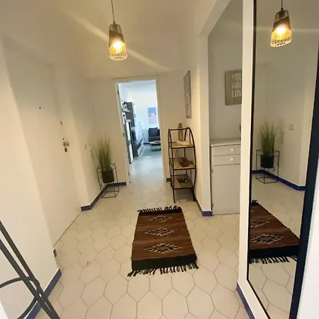 Apartment Cosy In With Balcony And Sea View 9 M² *