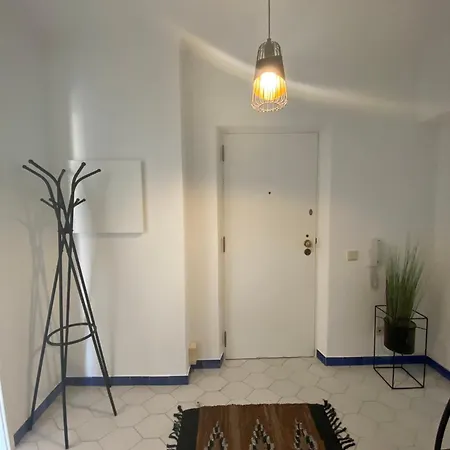 Cosy In With Balcony And Sea View - 9 M² *
