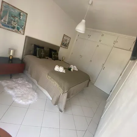 Cosy In With Balcony And Sea View - 9 M² *