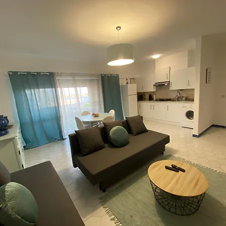 Apartmán Cosy In With Balcony And Sea View - 9 M²