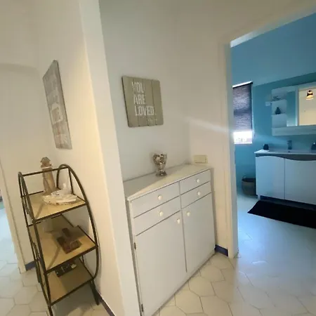 Cosy In With Balcony And Sea View - 9 M² Apartmán *